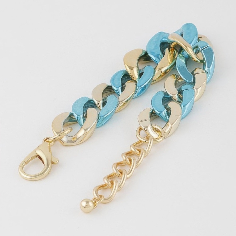 Two Toned Twisted Chain Bracelet - Picture 4 of 4
